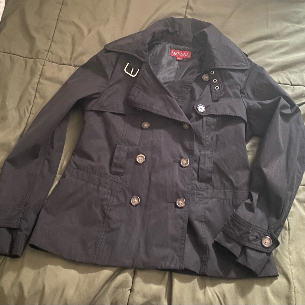 Chic Black Double-Breasted Women's trench jacket